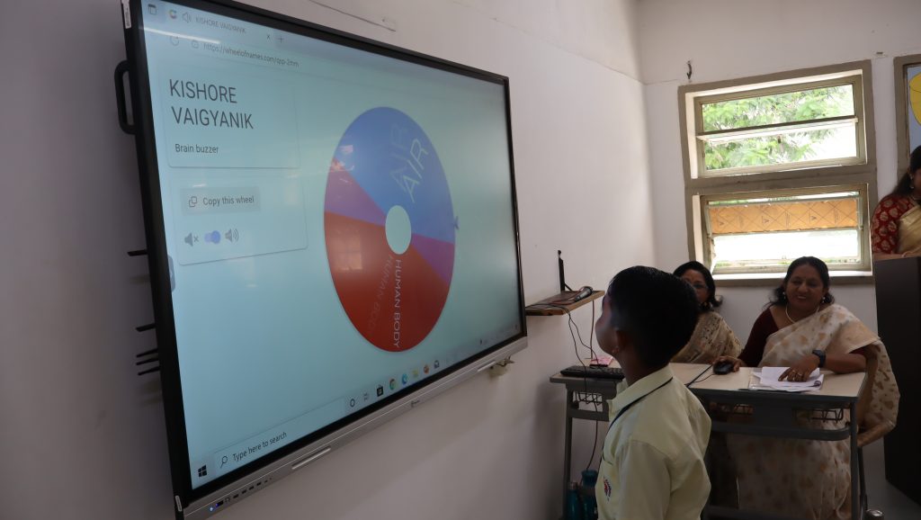 DPS Bopal’s Digital Upgrade: Smart Classrooms, Robotics, and Modern Learning Tools 2 Role of Digital Learning in Today’s Education System